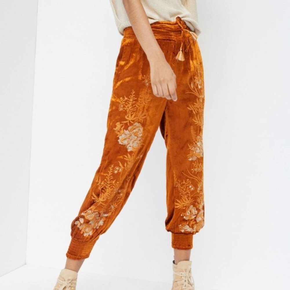 Anthropologie Rosie Embroidered Velvet Joggers Pants w/Pockets (S) - Dark Orange